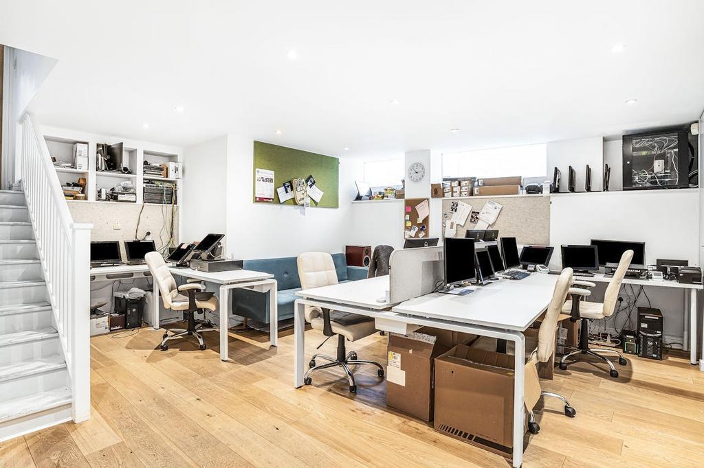 2 Lant St, London for lease Building Photo- Image 1 of 25