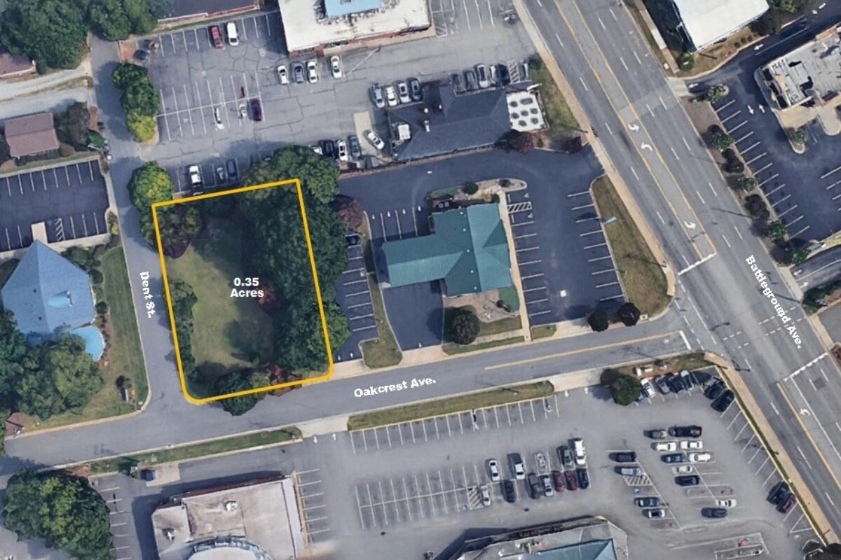 2504 & 2506 Oakcrest Ave, Greensboro, NC for sale Building Photo- Image 1 of 3