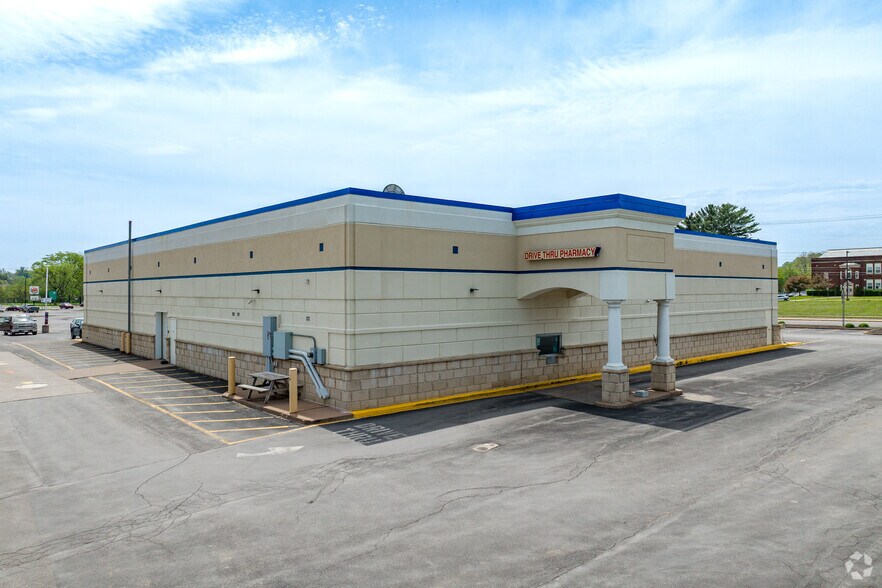 40 Oriskany Blvd, Whitesboro, NY à vendre - Photo du bâtiment - Image 2 de 5