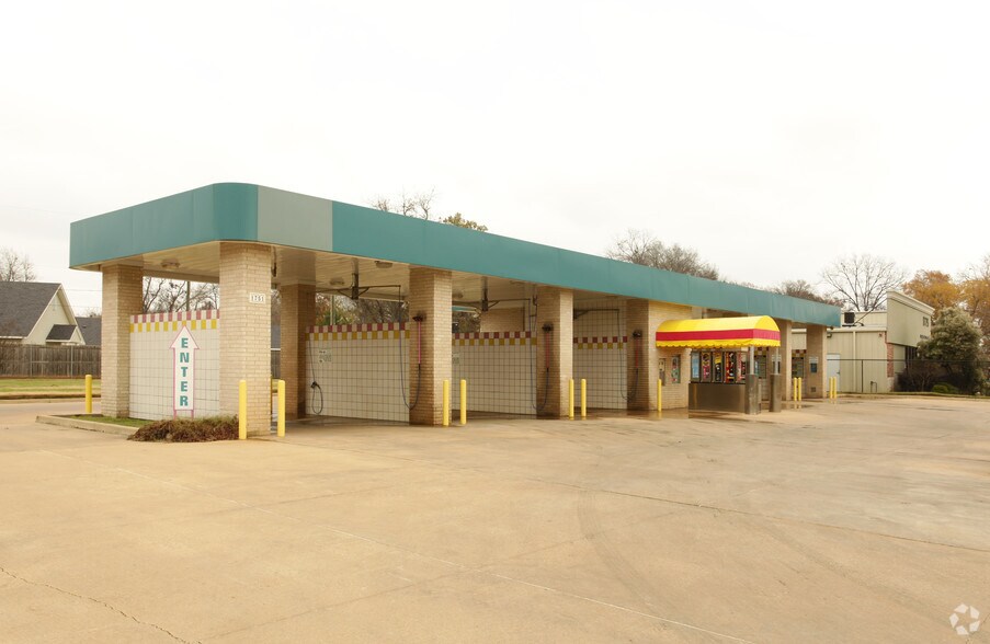1751 Jimmie Davis Hwy, Bossier City, LA for sale - Primary Photo - Image 1 of 14