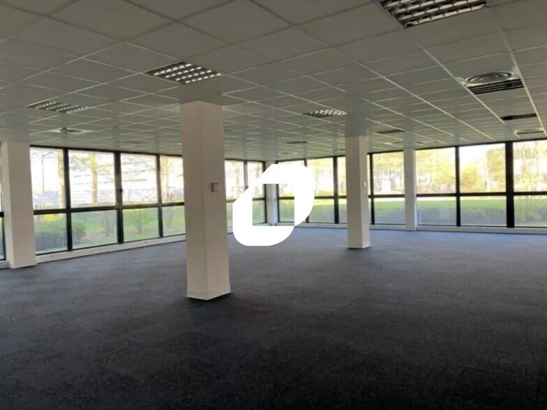 Bureau dans VILLENEUVE-D'ASCQ à louer - Photo intérieure - Image 2 de 18