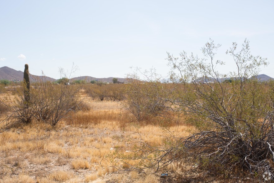 SWC Happy Valley Rd & 13th Ave, Phoenix, AZ for lease - Building Photo - Image 3 of 4