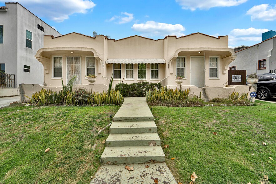 917 S Sycamore Ave, Los Angeles, CA for sale - Primary Photo - Image 1 of 26