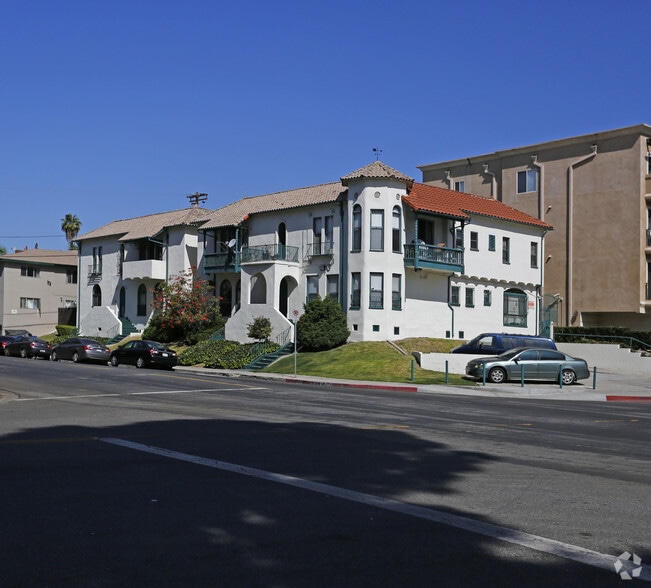 4051-4065 W 4th St, Los Angeles, CA for sale - Primary Photo - Image 1 of 21