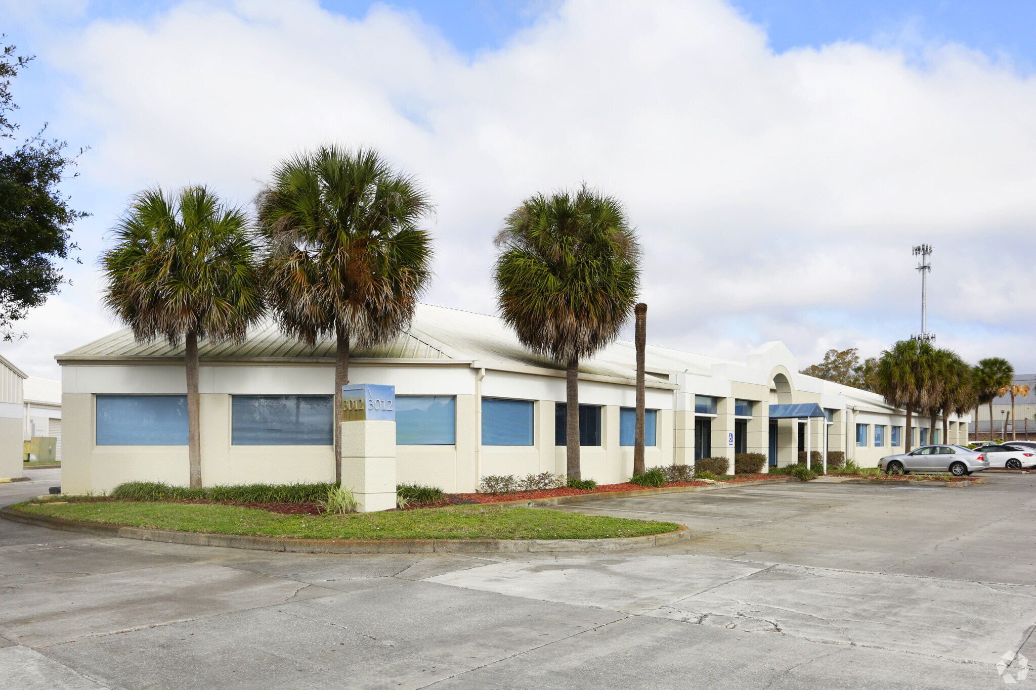 3012 N US Hwy 301, Tampa, FL à vendre Photo principale- Image 1 de 1