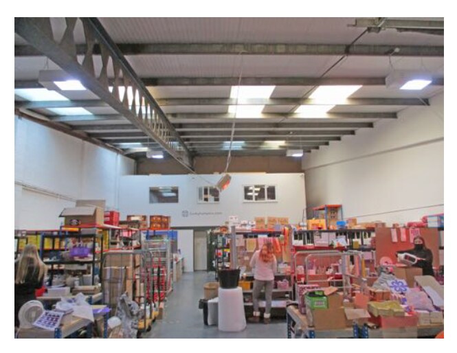 Deanland Rd, Golden Cross à louer - Photo intérieure - Image 3 de 3