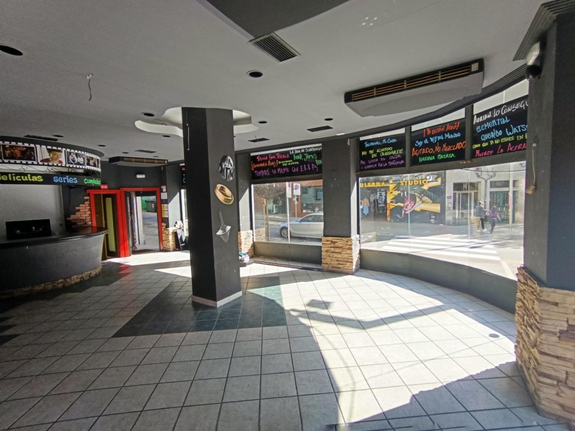 Commerce de détail dans Pontevedra à vendre Photo du bâtiment- Image 1 de 48