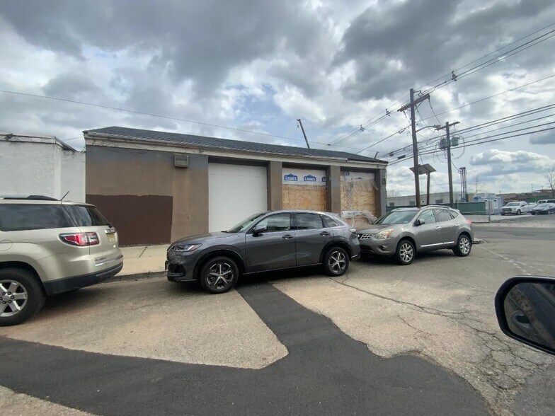 1179 E Broad St, Elizabeth, NJ à vendre - Photo principale - Image 1 de 1