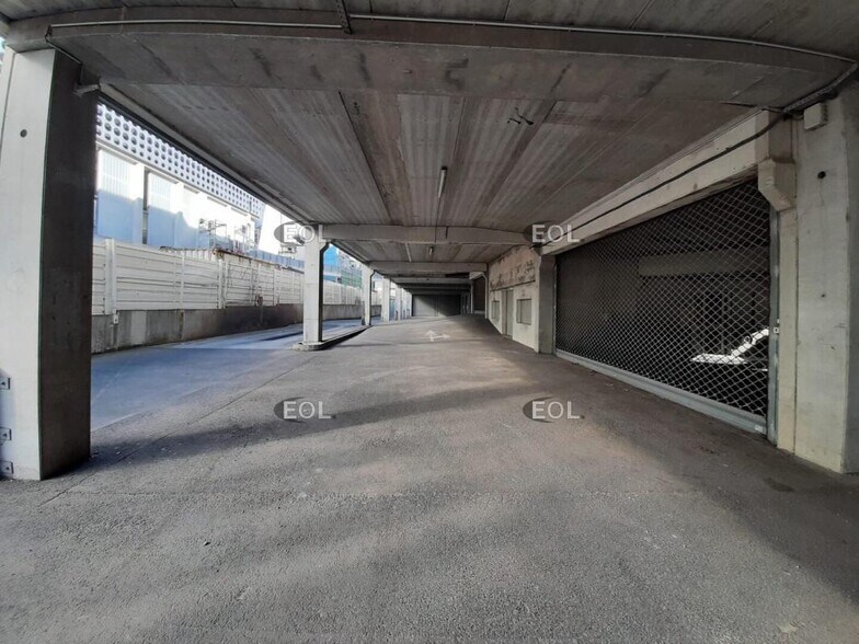 Flex dans Ivry-sur-Seine à louer - Photo du bâtiment - Image 3 de 9