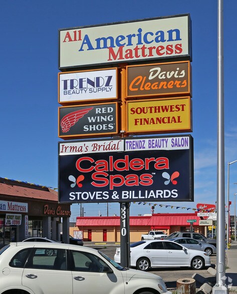 5300-5320 Menaul Blvd NE, Albuquerque, NM à louer - Photo du bâtiment - Image 2 de 5