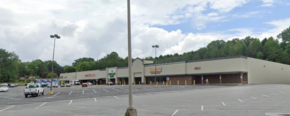 411-425 W A St, Newton, NC à louer - Photo du bâtiment - Image 2 de 3