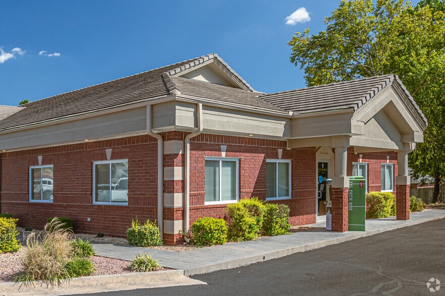 1801 SW Regional Airport Blvd, Bentonville, AR à louer - Photo principale - Image 1 de 11