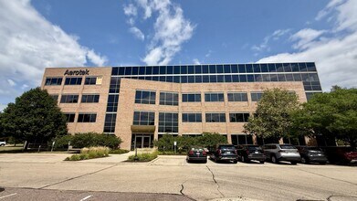 5133 W Terrace Dr, Madison, WI for lease Interior Photo- Image 2 of 13