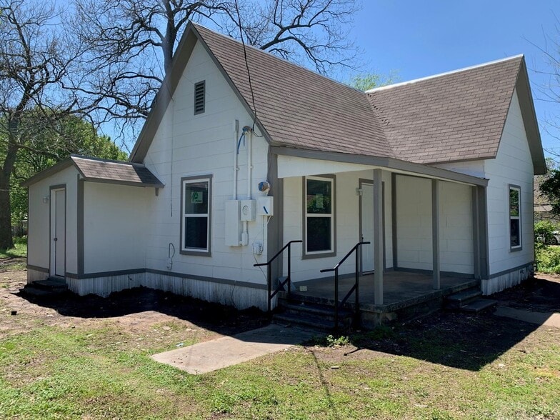 1012 Faye St, Gainesville, TX for sale - Primary Photo - Image 1 of 1