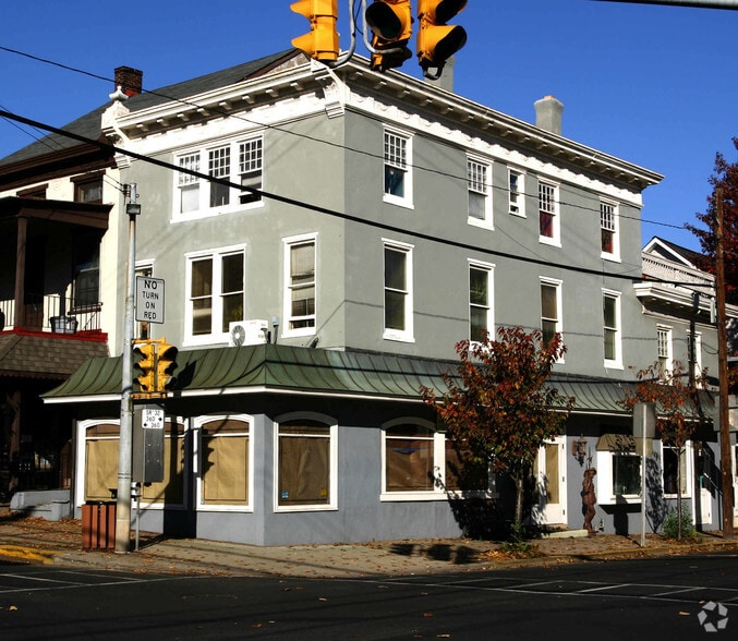 2 W Bridge St, New Hope, PA for sale - Primary Photo - Image 1 of 2