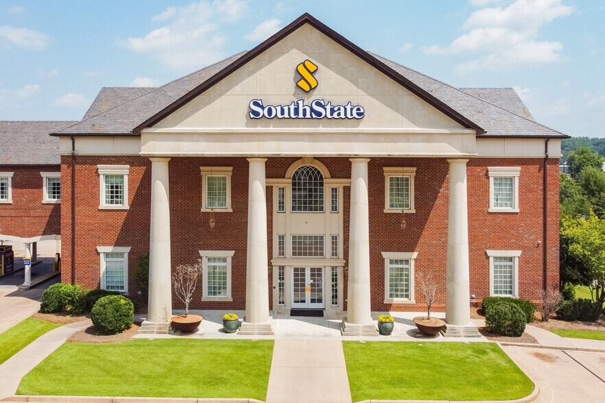 820 Dixie St, Carrollton, GA à louer - Photo du bâtiment - Image 3 de 7