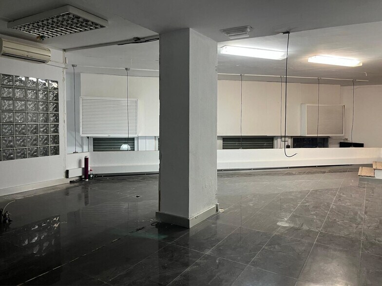 Retail in Viladecans, Barcelona for lease - Building Photo - Image 3 of 3