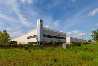 Plus de détails pour Calle del Río Almanzora, 2, Getafe - Industriel à louer