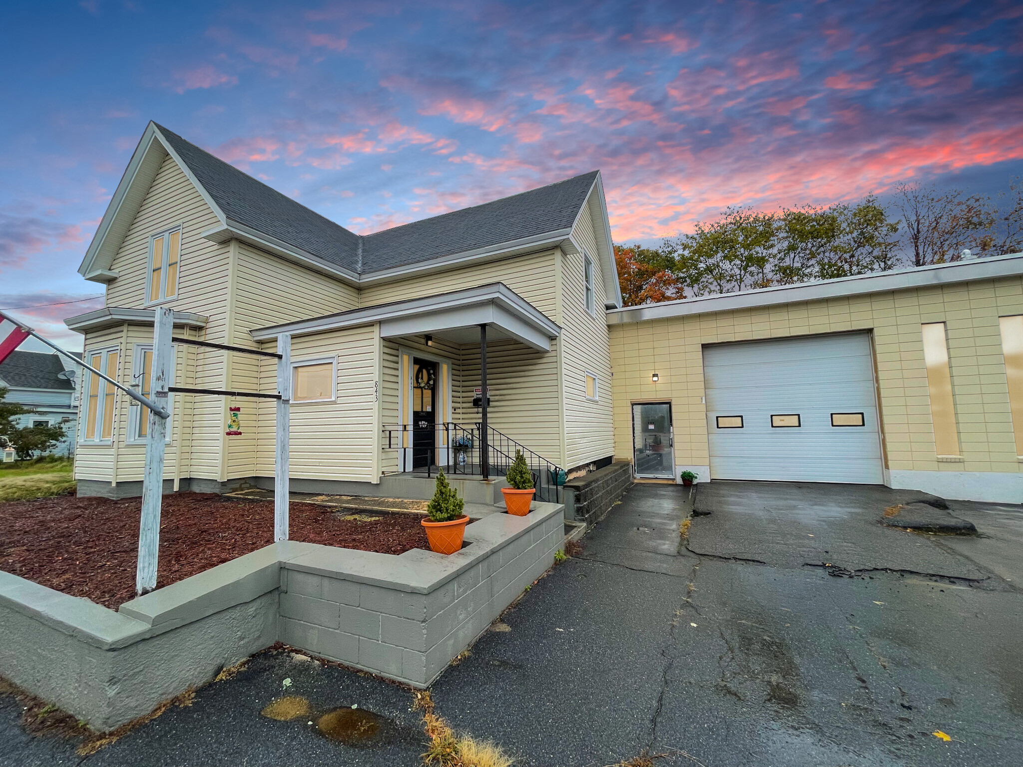 843 Main St, Clinton, MA for sale Building Photo- Image 1 of 1