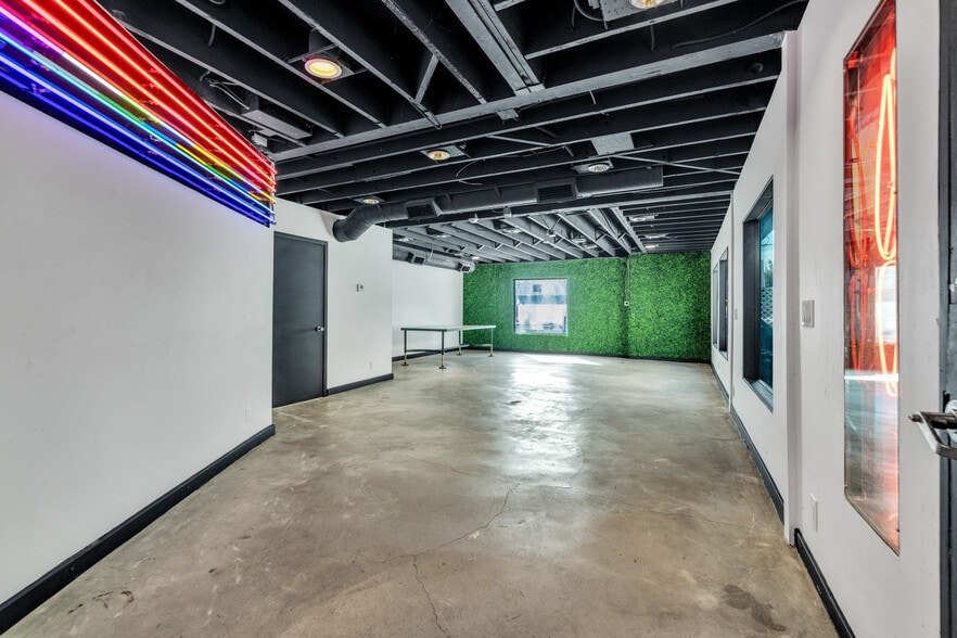 5008 Venice Blvd, Los Angeles, CA for lease - Building Photo - Image 3 of 19