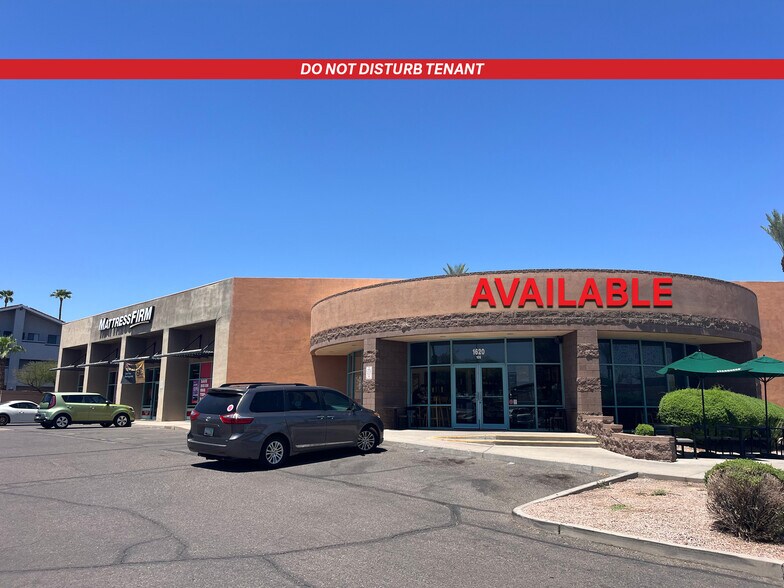 N Priest Dr, Tempe, AZ à louer - Photo du bâtiment - Image 1 de 3