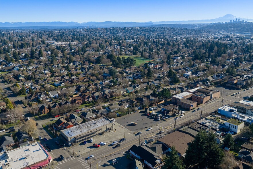 2363 NW 80th St, Seattle, WA for sale - Building Photo - Image 3 of 7