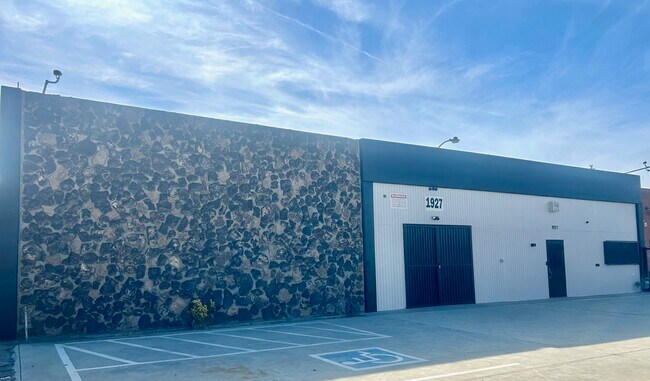 Plus de détails pour 1927 S Van Ness Ave, Fresno, CA - Industriel à louer