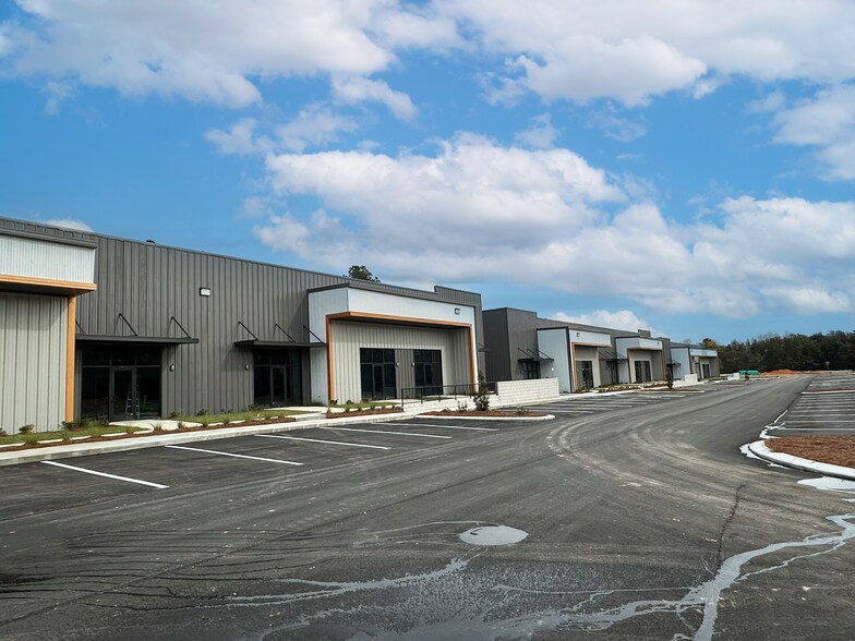 13295 Business 331, Freeport, FL à louer - Photo du bâtiment - Image 3 de 18