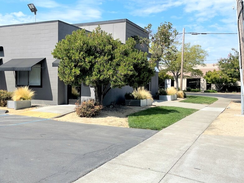 497 Walnut St, Napa, CA for lease - Building Photo - Image 1 of 6