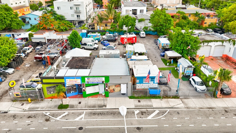 1527 W Flagler St, Miami, FL à louer - Photo du bâtiment - Image 2 de 5