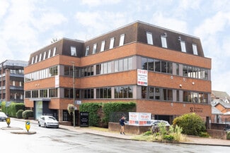 More details for Knoll Rd, Camberley - Office for Lease