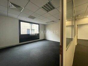 62 Avenue Du Progrès, Chassieu for lease Interior Photo- Image 2 of 5