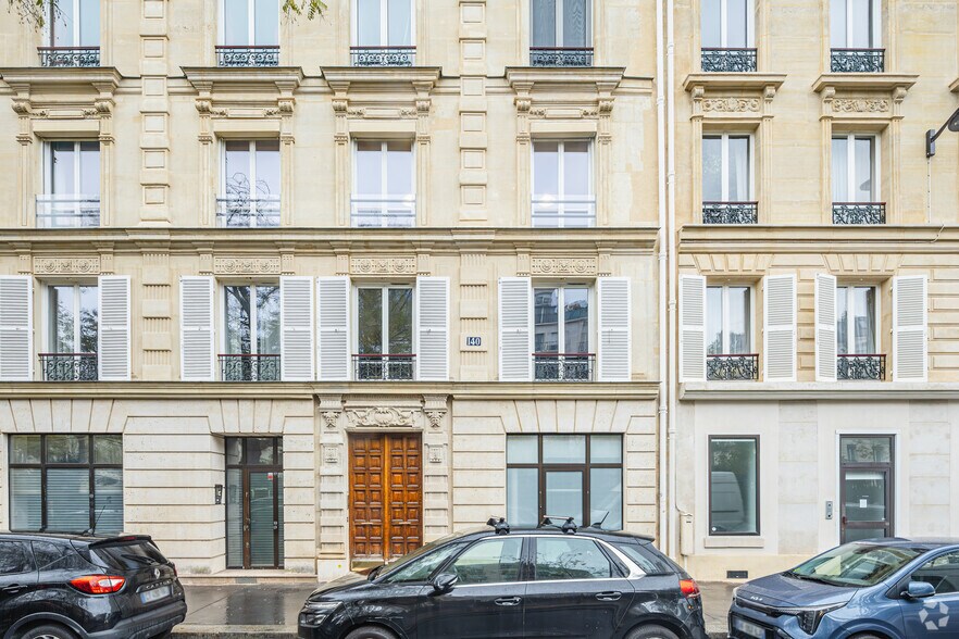 140 Boulevard Pereire, Paris à vendre - Photo du bâtiment - Image 3 de 26