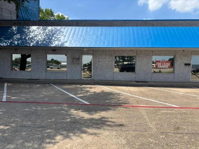 4355 Interstate 30, Mesquite, TX à louer Photo du bâtiment- Image 1 de 13