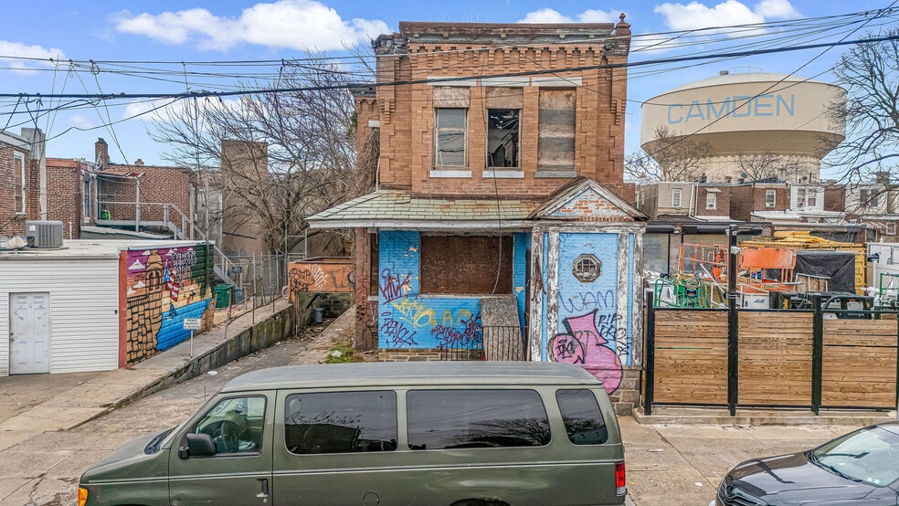 1145 Thurman St, Camden, NJ for sale - Building Photo - Image 2 of 18