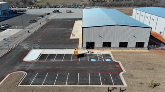 6801 Brooklyn Ct Oklahoma City, OK 73169 - Warehouse