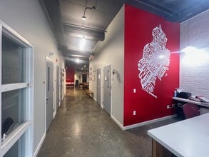 190 Christopher Columbus Dr, Jersey City, NJ for lease Interior Photo- Image 2 of 36