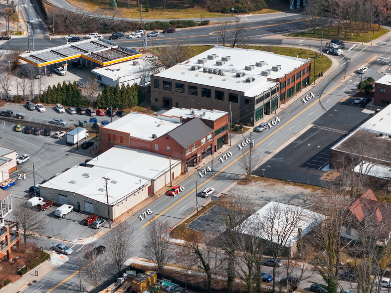 176 Broadway St, Asheville, NC for sale - Building Photo - Image 3 of 24