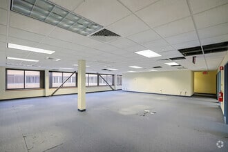 580 Main St, Bolton, MA for sale Interior Photo- Image 2 of 4