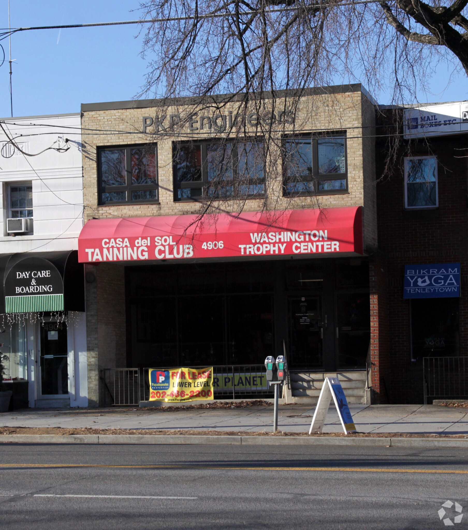 4906 Wisconsin Ave NW, Washington, DC for lease Primary Photo- Image 1 of 4