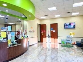 20303 S University Blvd, Missouri City, TX for lease Interior Photo- Image 2 of 12