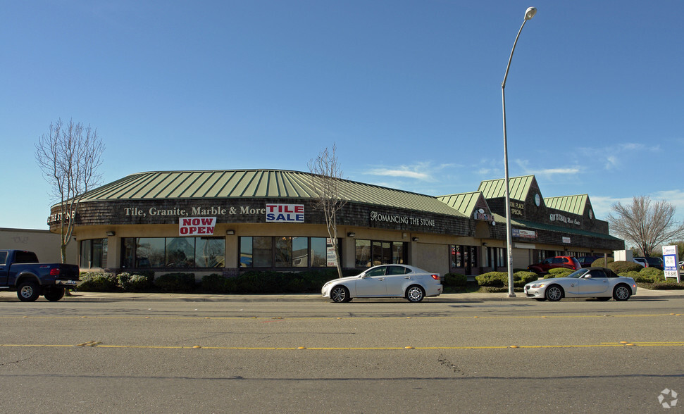 8807 Thornton Rd, Stockton, CA for sale - Building Photo - Image 1 of 4