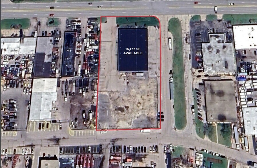 2375 E Oakton St, Arlington Heights, IL à louer - Aérien - Image 1 de 1