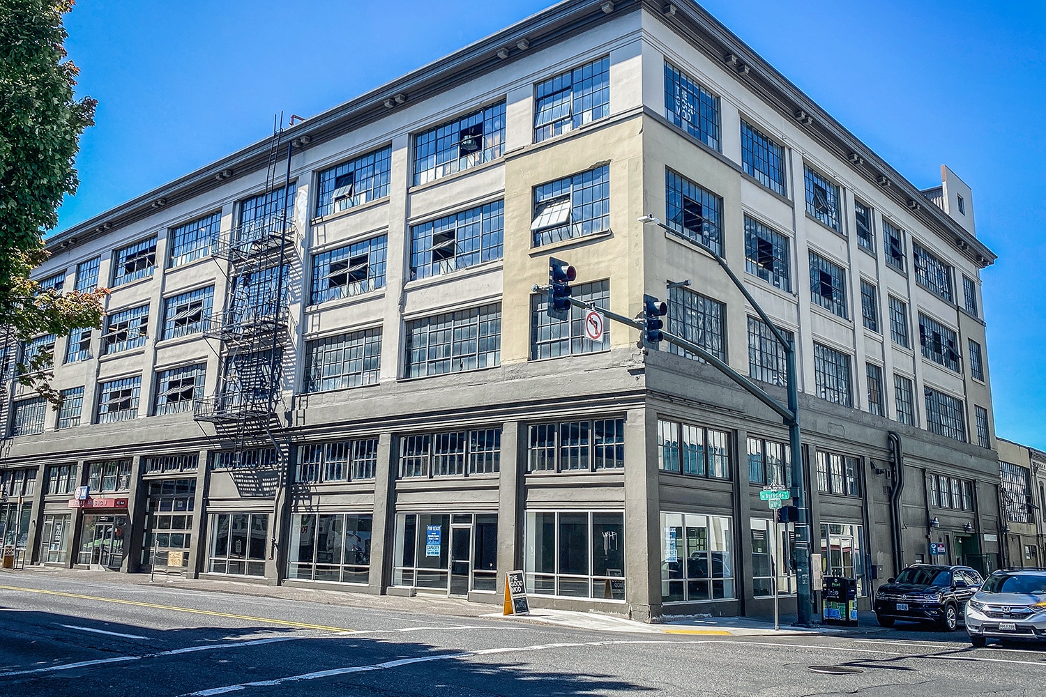 1313 W Burnside St, Portland, OR for lease Building Photo- Image 1 of 7