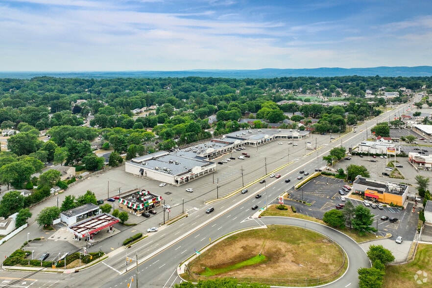 1055 Hamburg Tpke, Wayne, NJ à louer - Aérien - Image 2 de 9