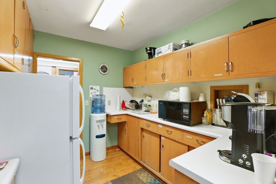 800 N 42nd Ave, Minneapolis, MN à louer - Photo du bâtiment - Image 3 de 63