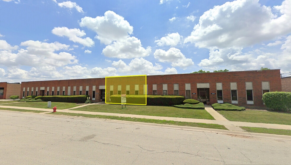 1515-1545 W Jarvis Ave, Elk Grove Village, IL for lease - Building Photo - Image 1 of 8