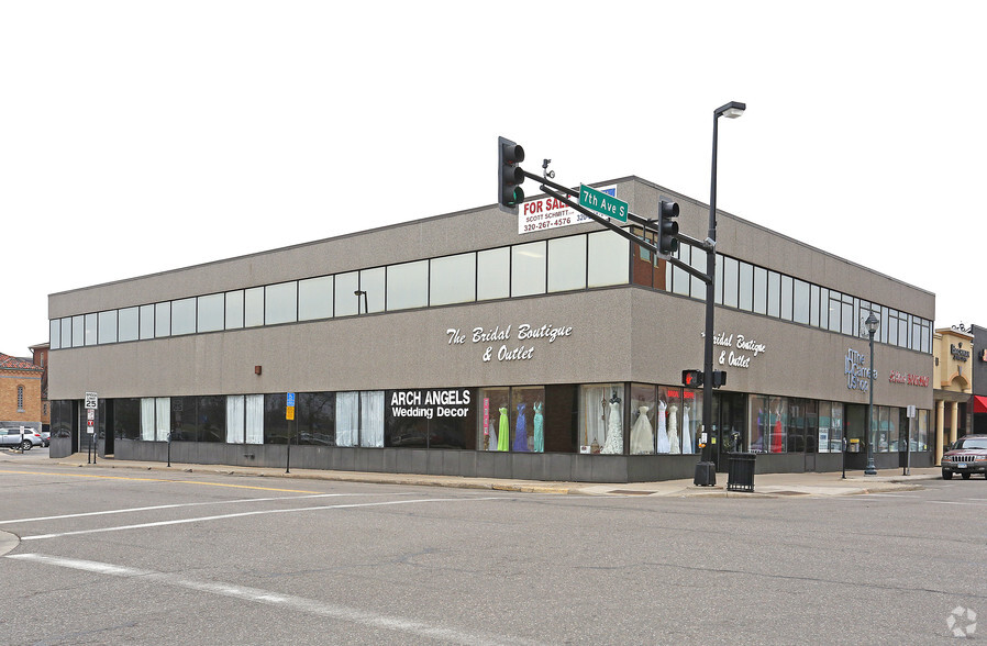 23-27 7th Ave S, Saint Cloud, MN for lease - Primary Photo - Image 1 of 60