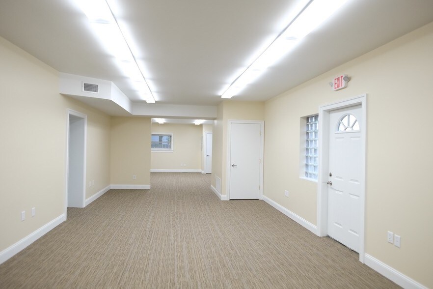 2020 New Jersey Ave, Haddon Heights, NJ à louer - Photo intérieure - Image 3 de 4