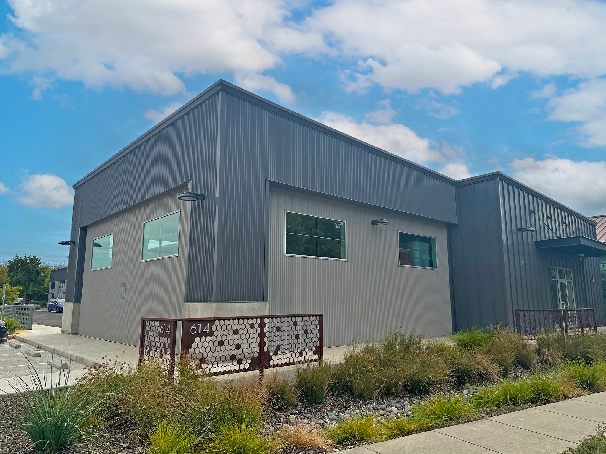 614 Cantrill Dr, Davis, CA for lease Interior Photo- Image 1 of 8